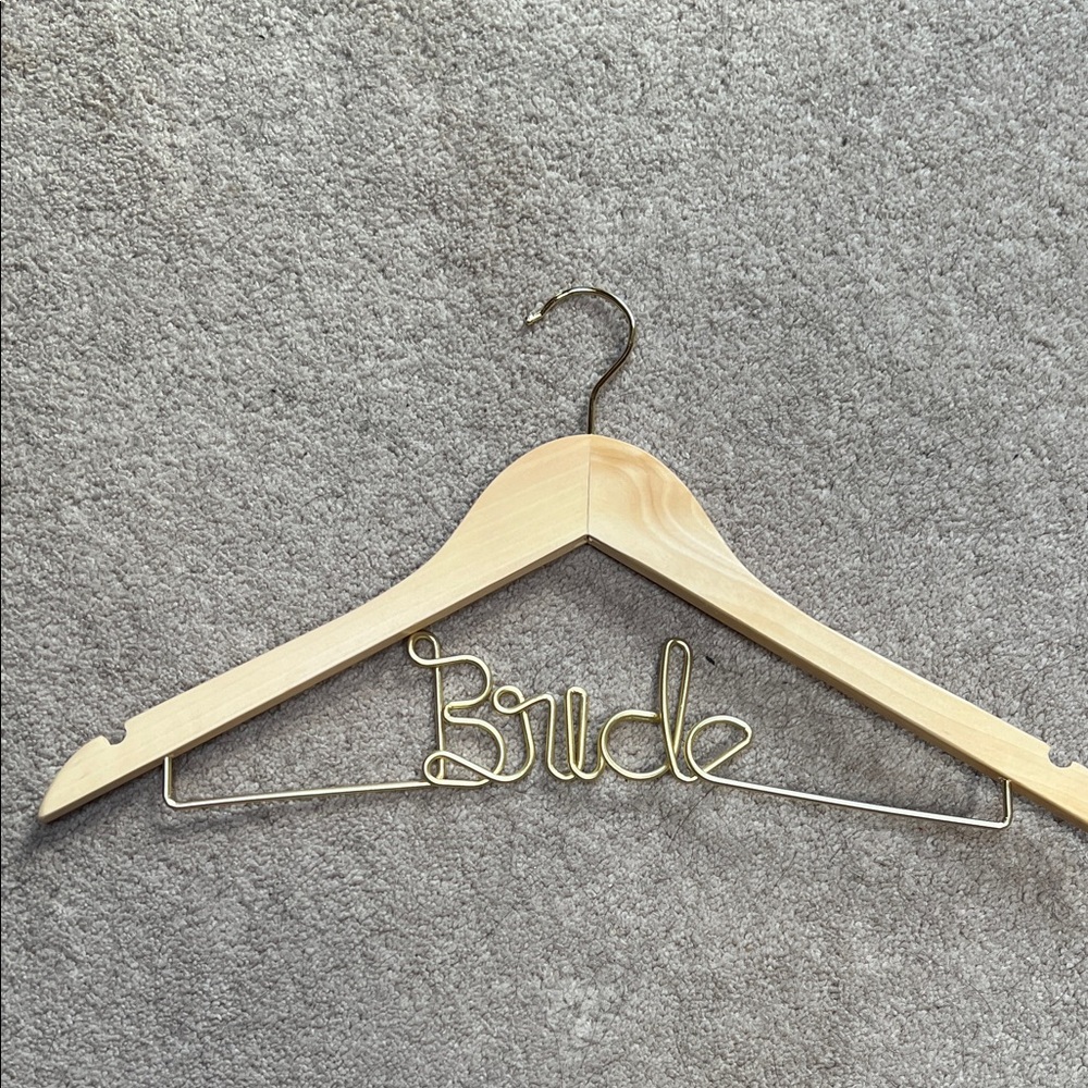 Gold Wire Bride Hanger